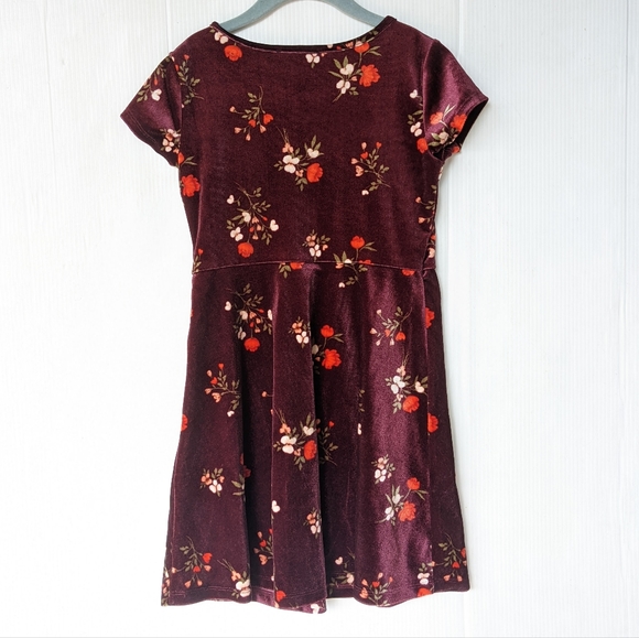 OLD NAVY girls wine floral velvet fit and flare skater dress - Picture 5 of 7